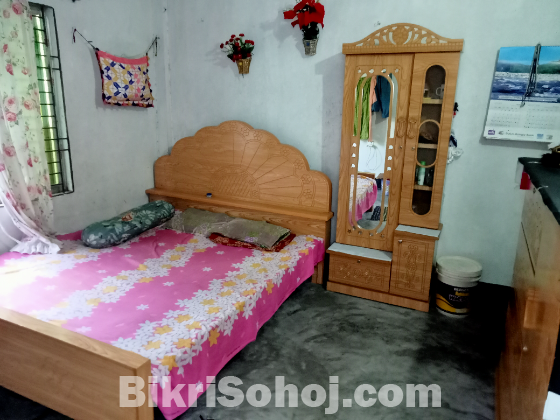 বেডরুমের আসবাবপত্র